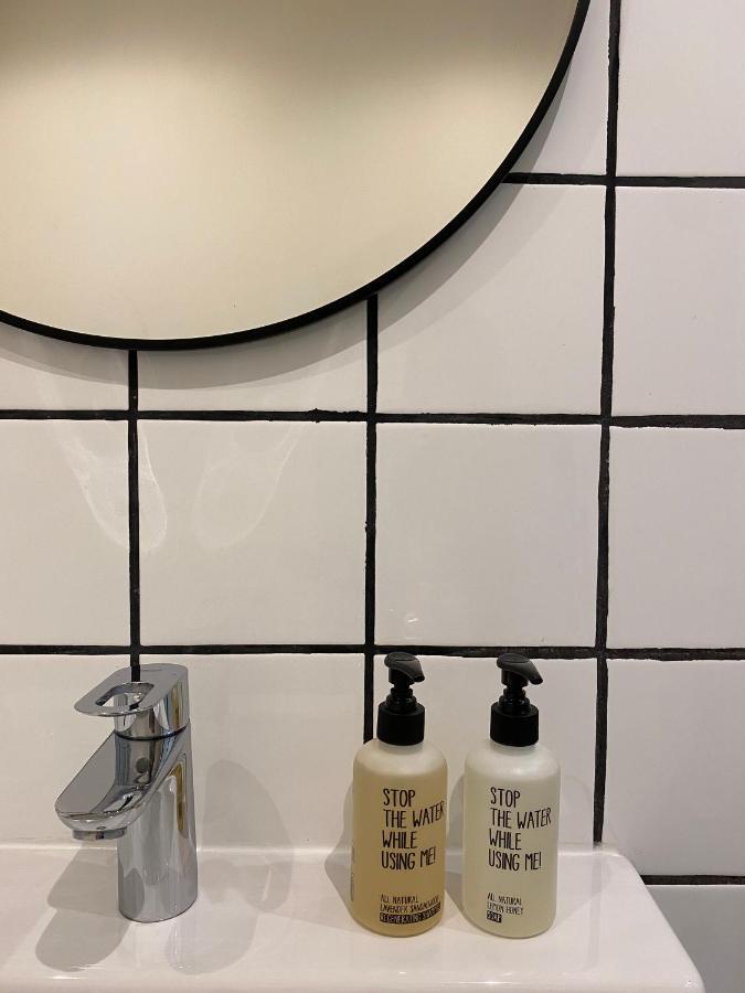 Flat In The Historical City Center La Ciotat Bagian luar foto